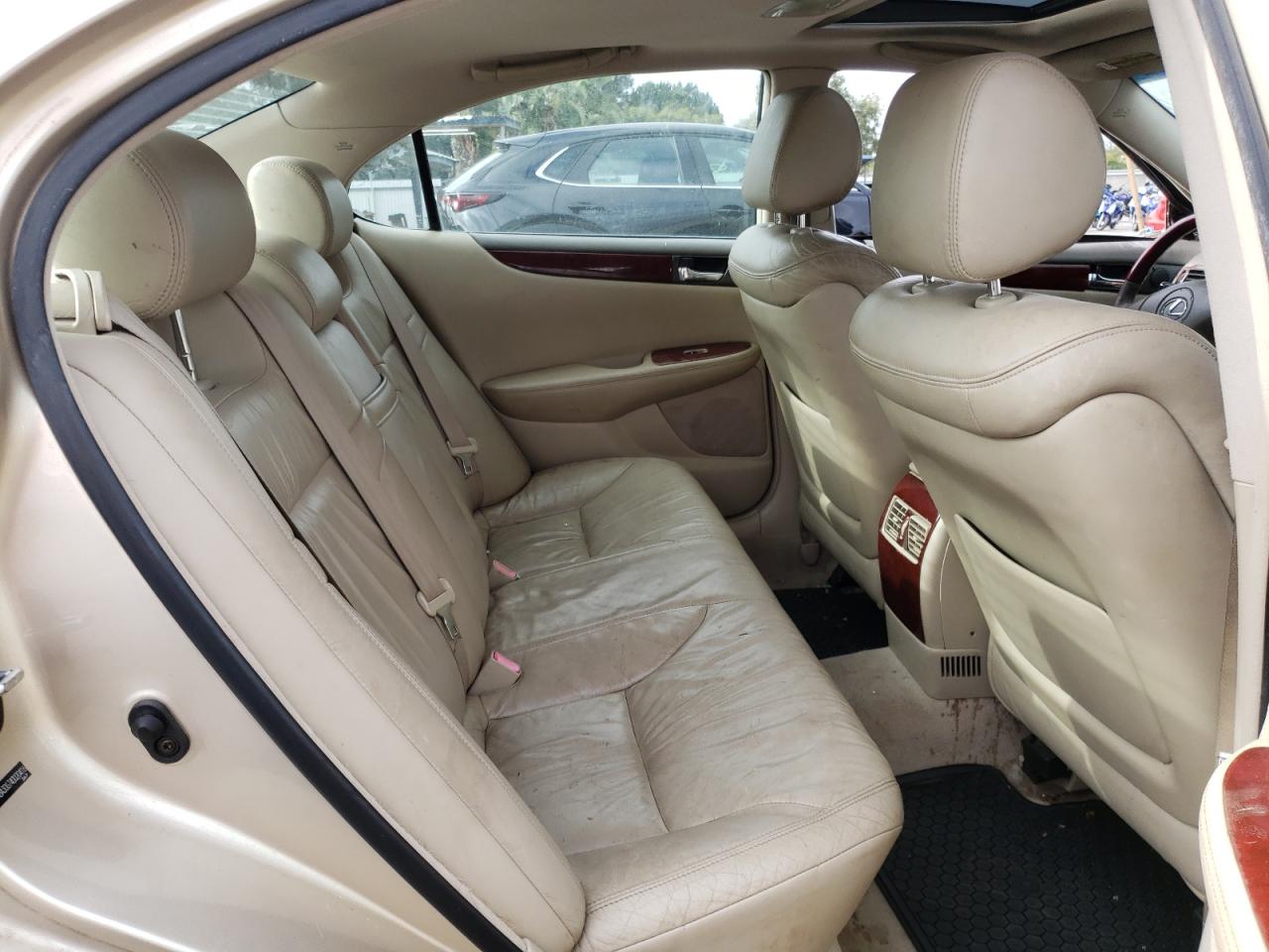 Photo 6 from auction – 2004 LEXUS ES 330 with VIN JTHBA30G740020416