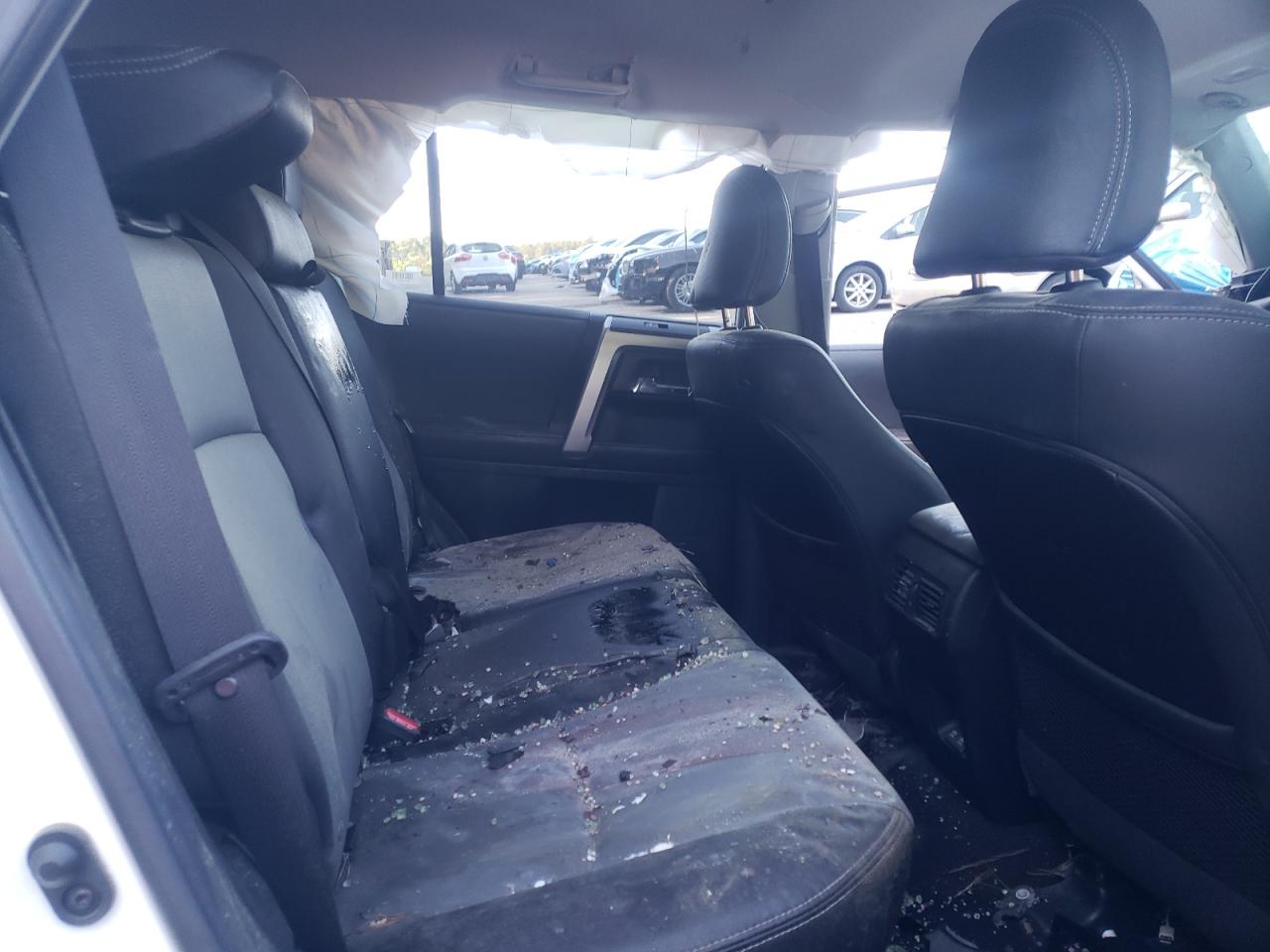 Photo 6 from auction – 2020 TOYOTA 4RUNNER SR with VIN JTEBU5JR7L5803172