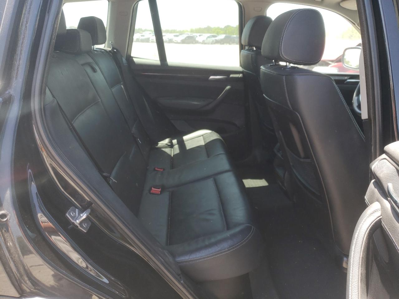 Photo 6 from auction – 2011 BMW X3 XDRIVE2 with VIN 5UXWX5C55BL716239