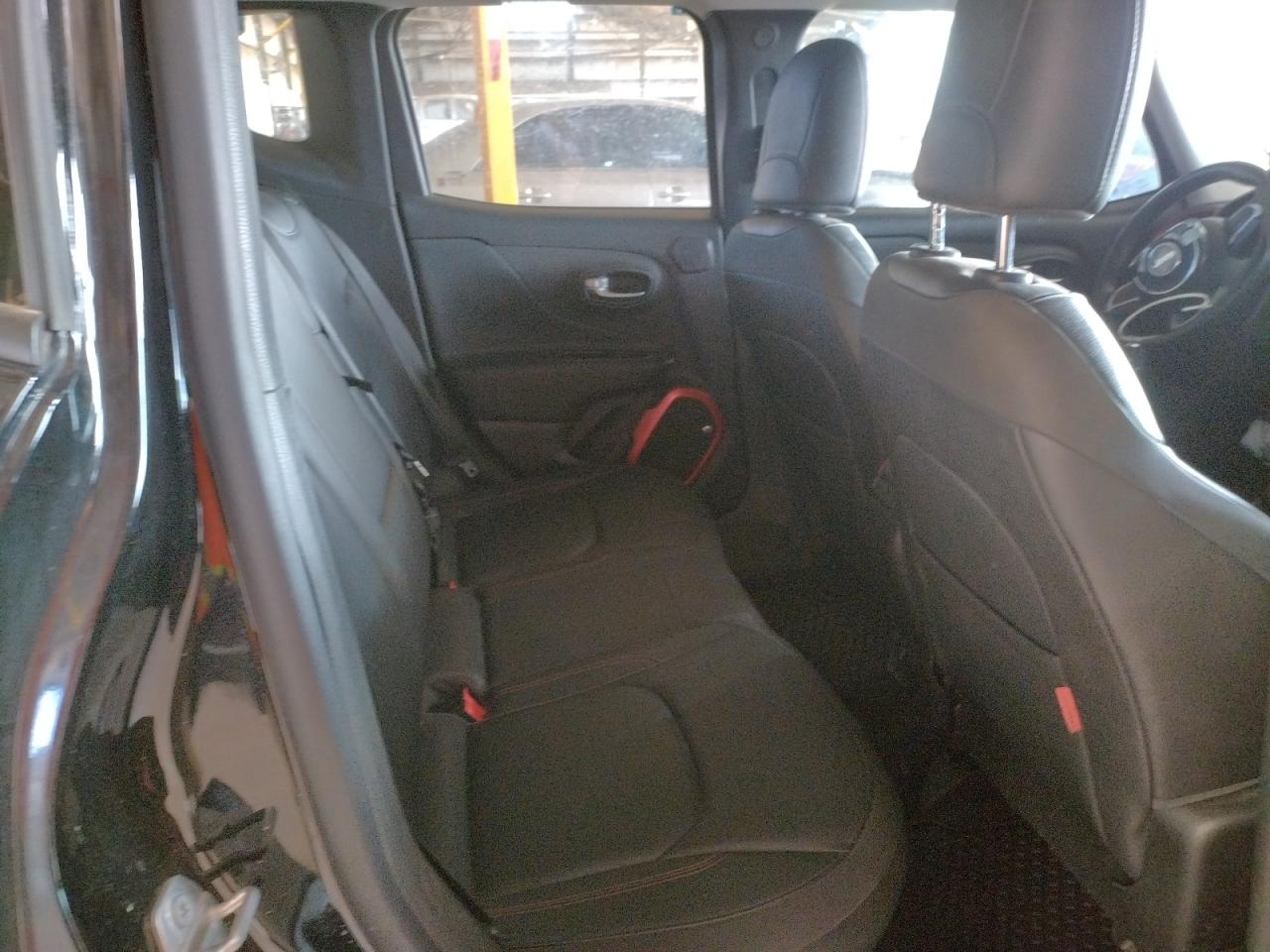 Photo 6 from auction – 2016 JEEP RENEGADE T with VIN ZACCJBCT5GPD09902