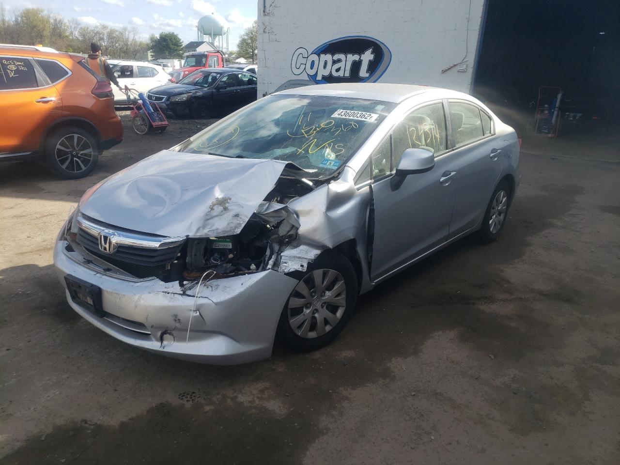 Photo 2 from auction – 2012 HONDA CIVIC LX with VIN 2HGFB2F59CH301760