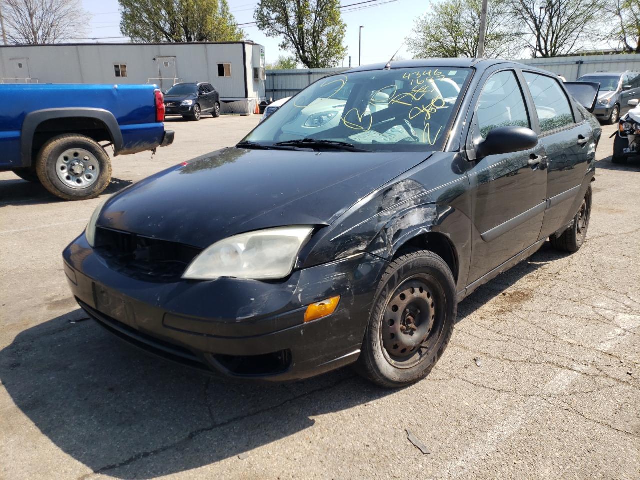 Photo 12 from auction – 2005 FORD FOCUS ZX4 with VIN 1FAFP34N75W141364