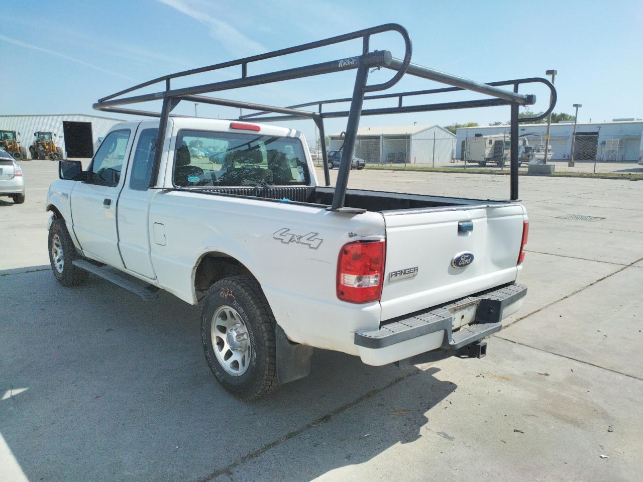 Photo 3 from auction – 2011 FORD RANGER SUP with VIN 1FTLR4FE9BPA98209
