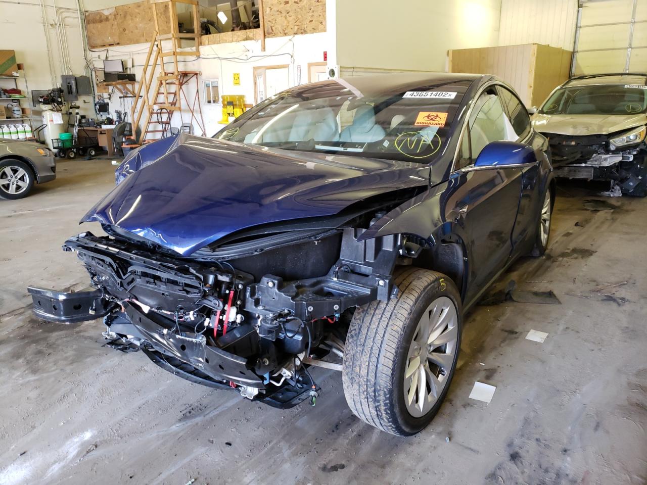 Photo 2 from auction – 2019 TESLA MODEL X with VIN 5YJXCDE44KF193492