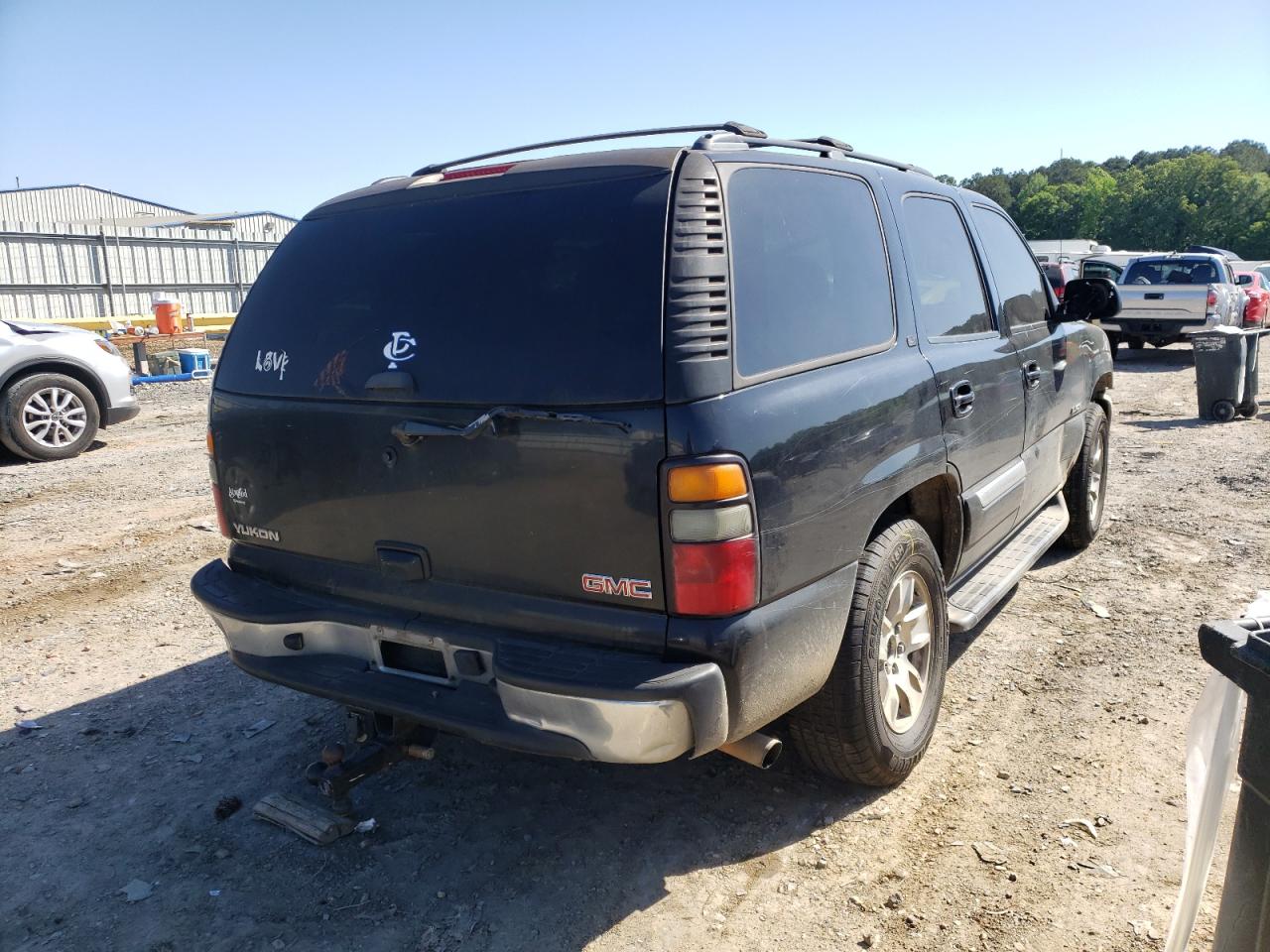 Photo 14 from auction – 2005 GMC YUKON with VIN 1GKEC13Z85R247528