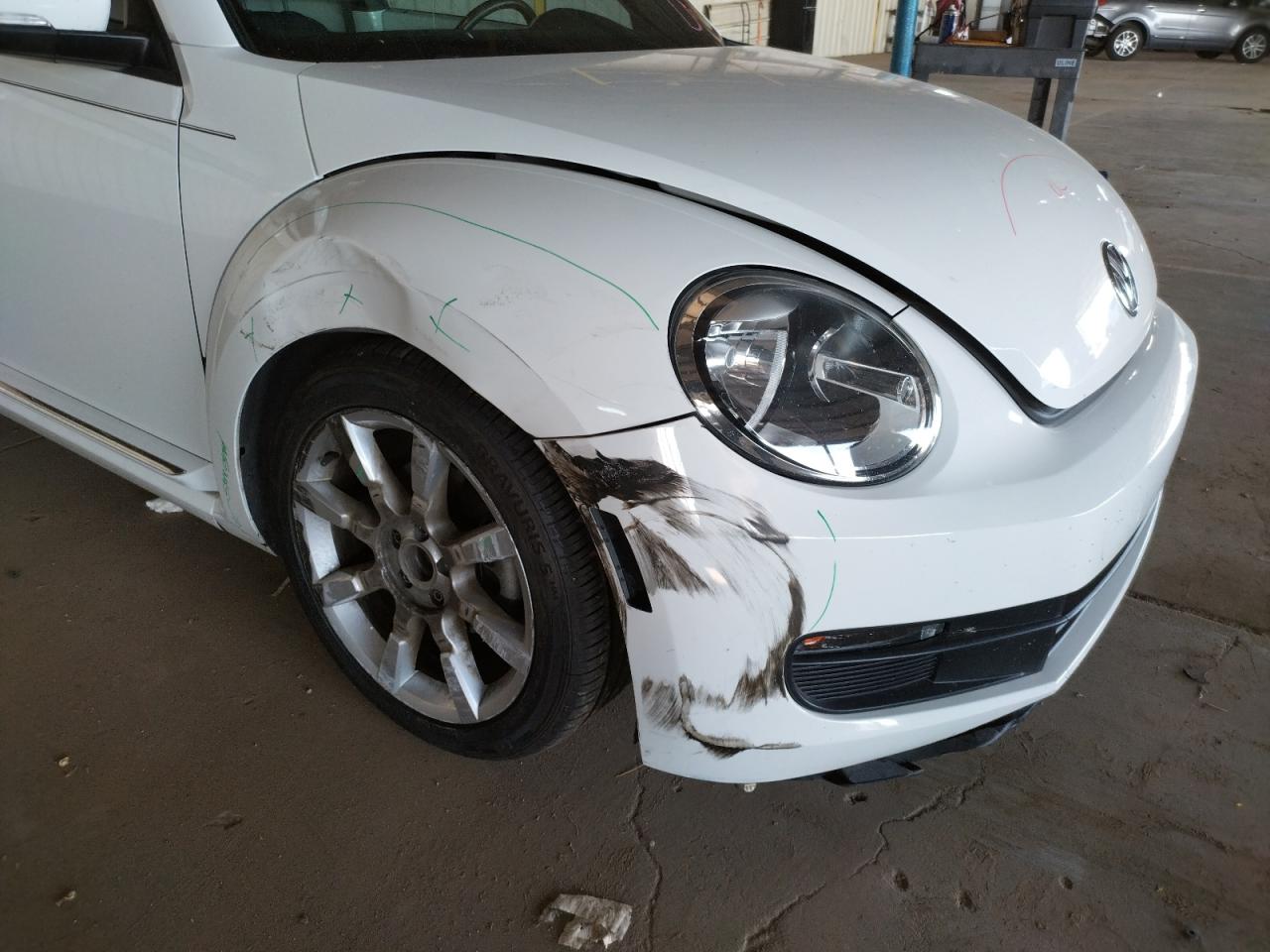 Photo 9 from auction – 2012 VOLKSWAGEN BEETLE with VIN 3VWJP7AT3CM652921