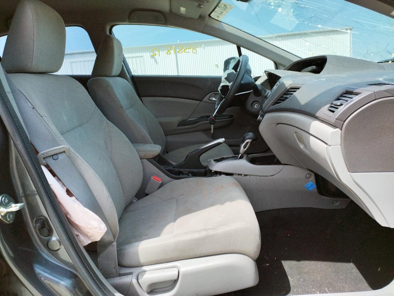 Photo 5 from auction – 2012 HONDA CIVIC LX with VIN 19XFB2F57CE360560