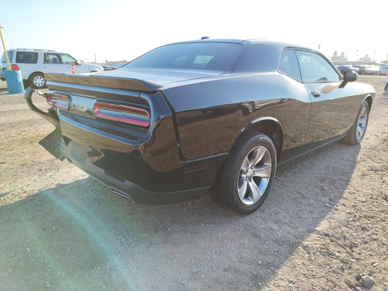 Photo 4 from auction – 2015 DODGE CHALLENGER with VIN 2C3CDZAG9FH775567