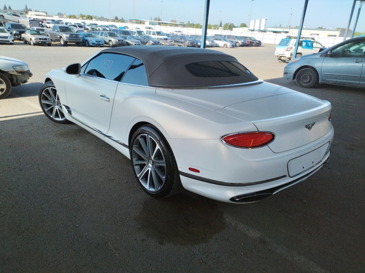 Photo 3 from auction – 2021 BENTLEY CONTINENTA with VIN SCBDB4ZG0MC088297