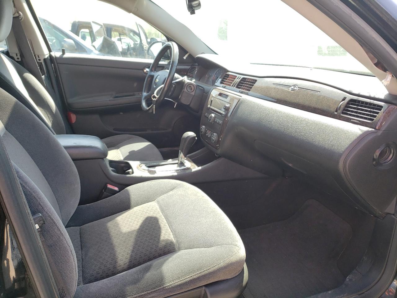 Photo 5 from auction – 2012 CHEVROLET IMPALA LT with VIN 2G1WB5E38C1152999