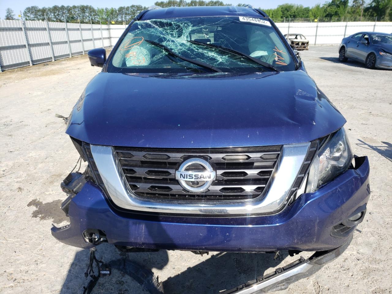 Photo 7 from auction – 2019 NISSAN PATHFINDER with VIN 5N1DR2MNXKC643056