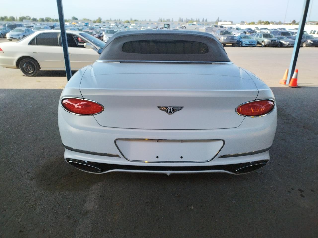 Photo 10 from auction – 2021 BENTLEY CONTINENTA with VIN SCBDB4ZG0MC088297