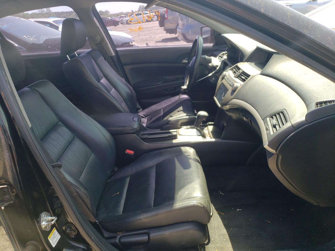 Photo 5 from auction – 2011 HONDA ACCORD SE with VIN 1HGCP2F65BA024261