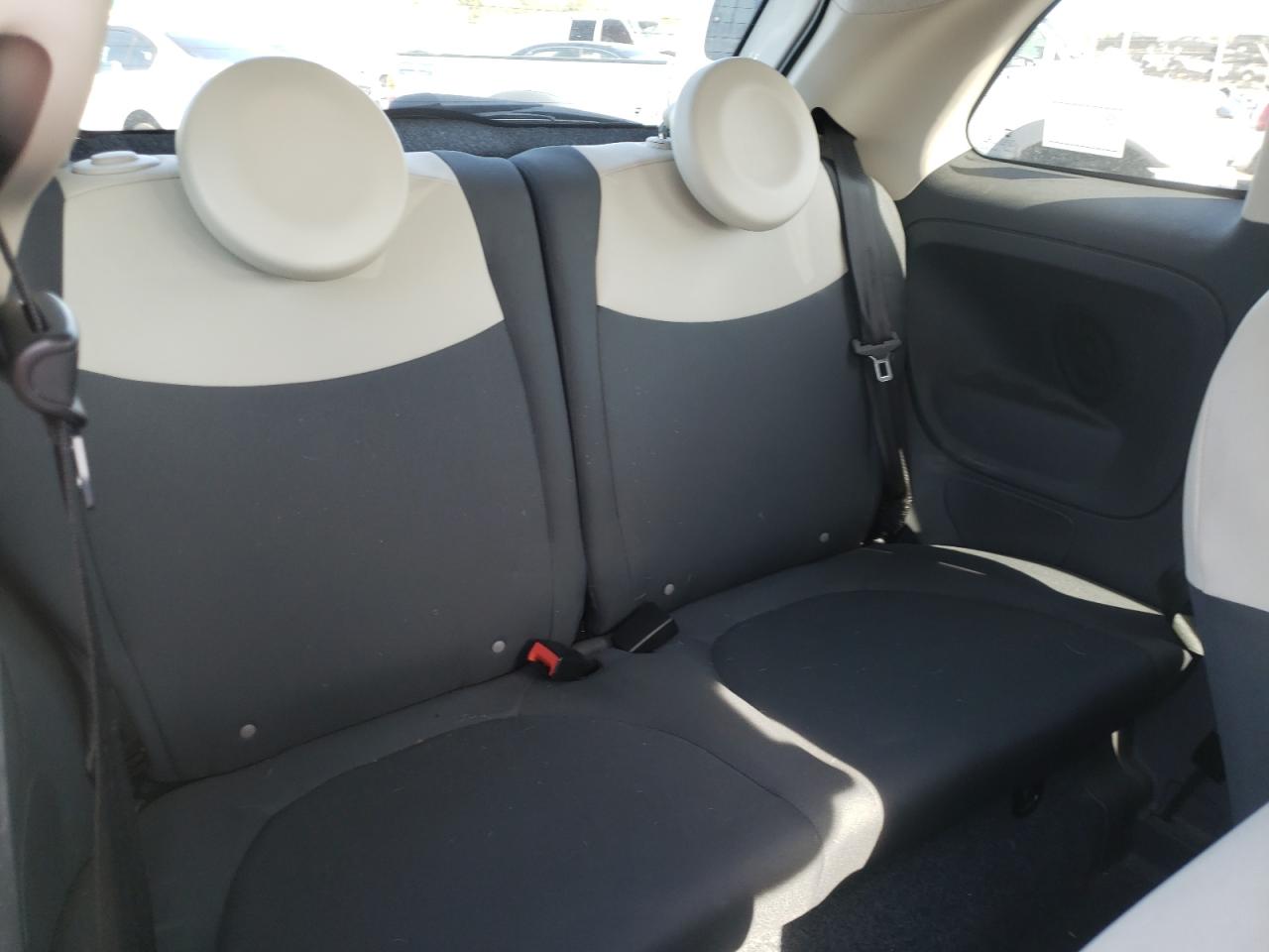 Photo 6 from auction – 2015 FIAT 500 POP with VIN 3C3CFFAR2FT594439