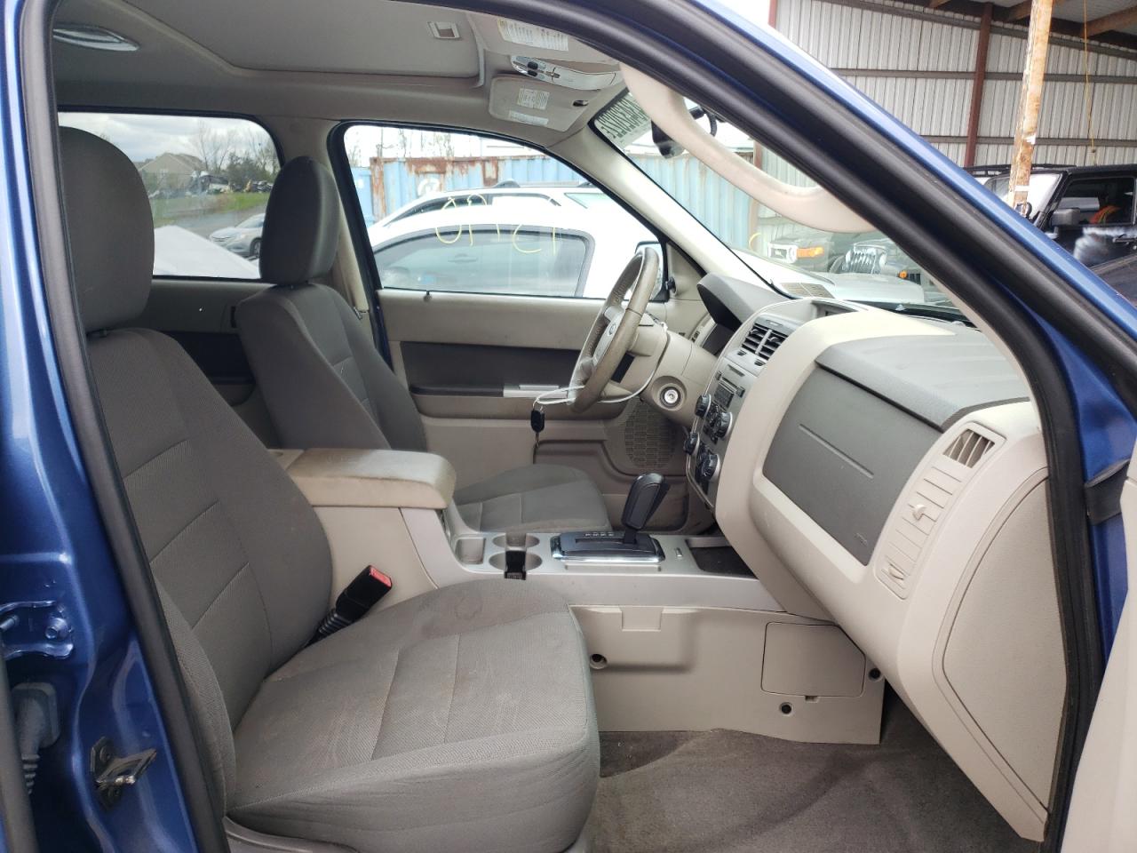 Photo 5 from auction – 2009 FORD ESCAPE XLT with VIN 1FMCU03G29KC59547