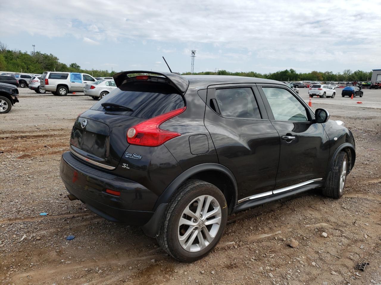 Photo 4 from auction – 2011 NISSAN JUKE S with VIN JN8AF5MR8BT016428