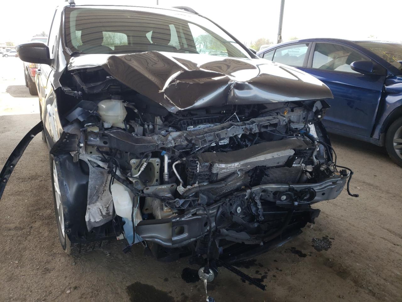Photo 9 from auction – 2018 FORD ESCAPE SE with VIN 1FMCU0GD4JUB07715