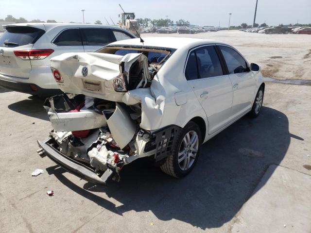 Photo 4 from auction – 2007 VOLKSWAGEN JETTA WOLF with VIN 3VWEF81K47M201276