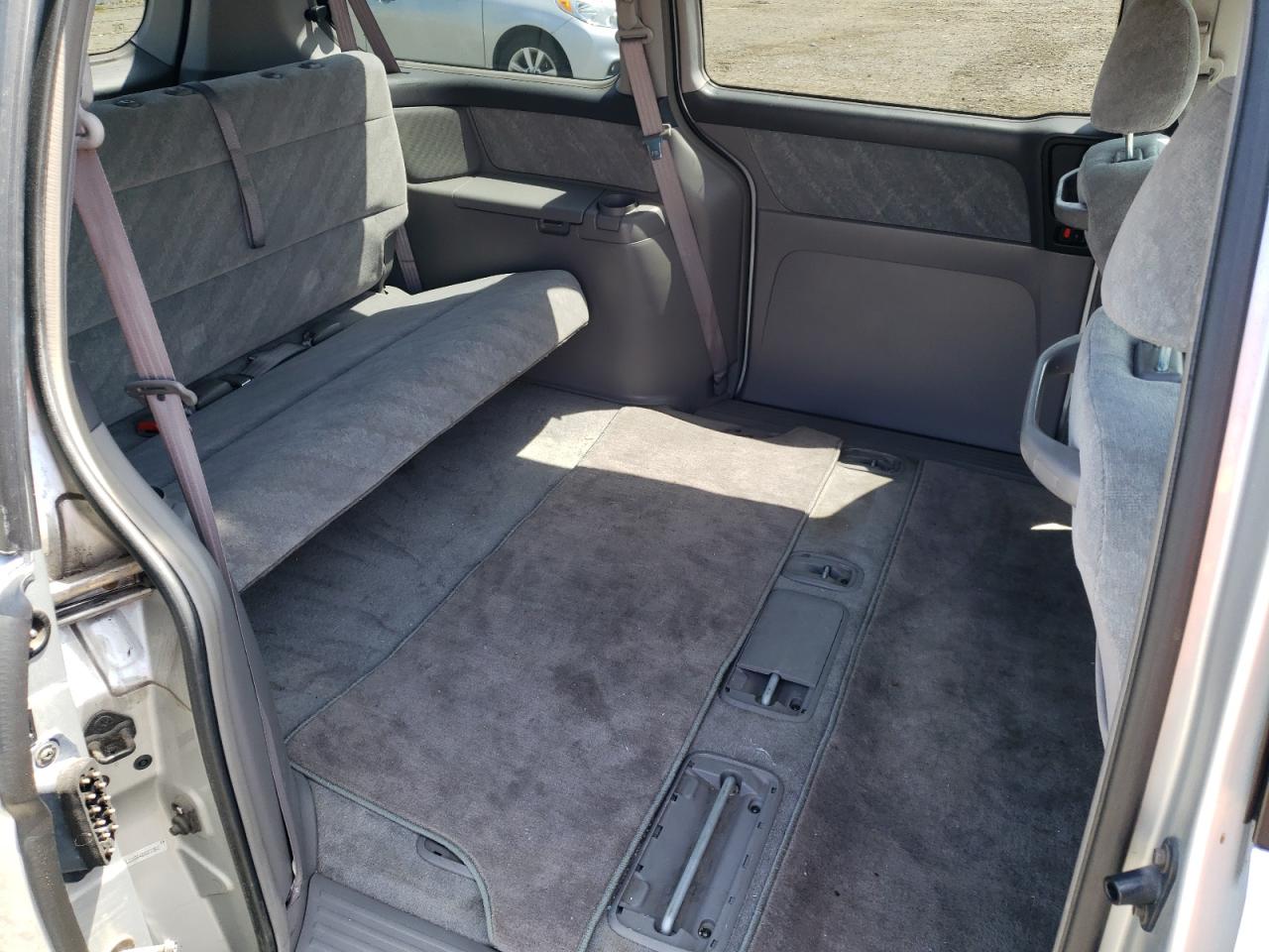 Photo 6 from auction – 2004 HONDA ODYSSEY EX with VIN 5FNRL18664B003392