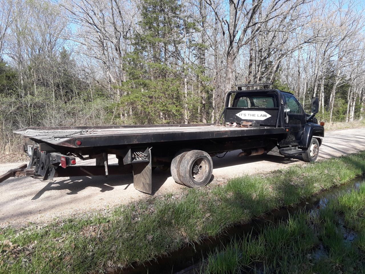 Photo 4 from auction – 2005 CHEVROLET C5500 C5C0 with VIN 1GBE5C1235F521778
