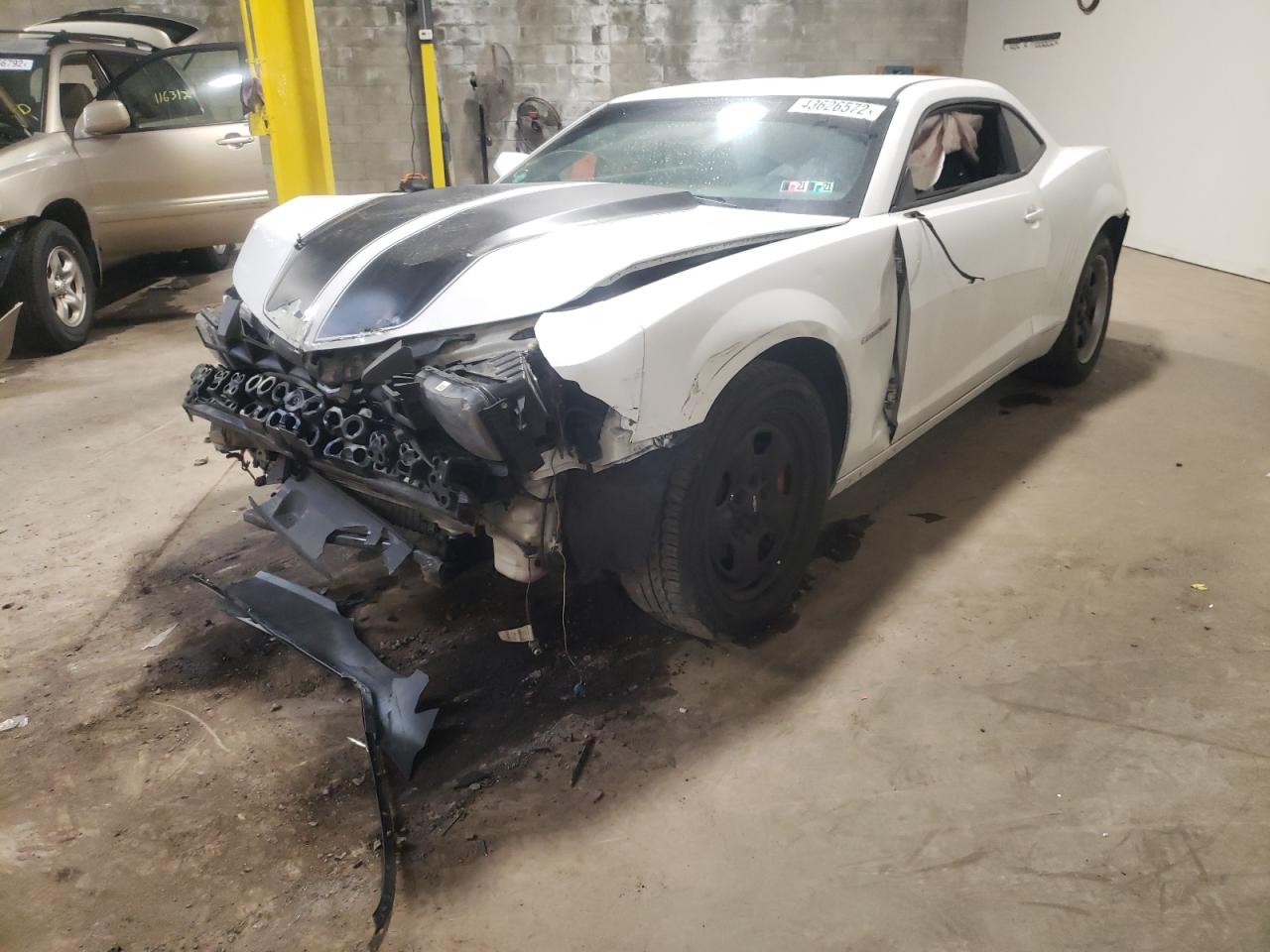 Photo 2 from auction – 2010 CHEVROLET CAMARO LS with VIN 2G1FA1EV6A9176391