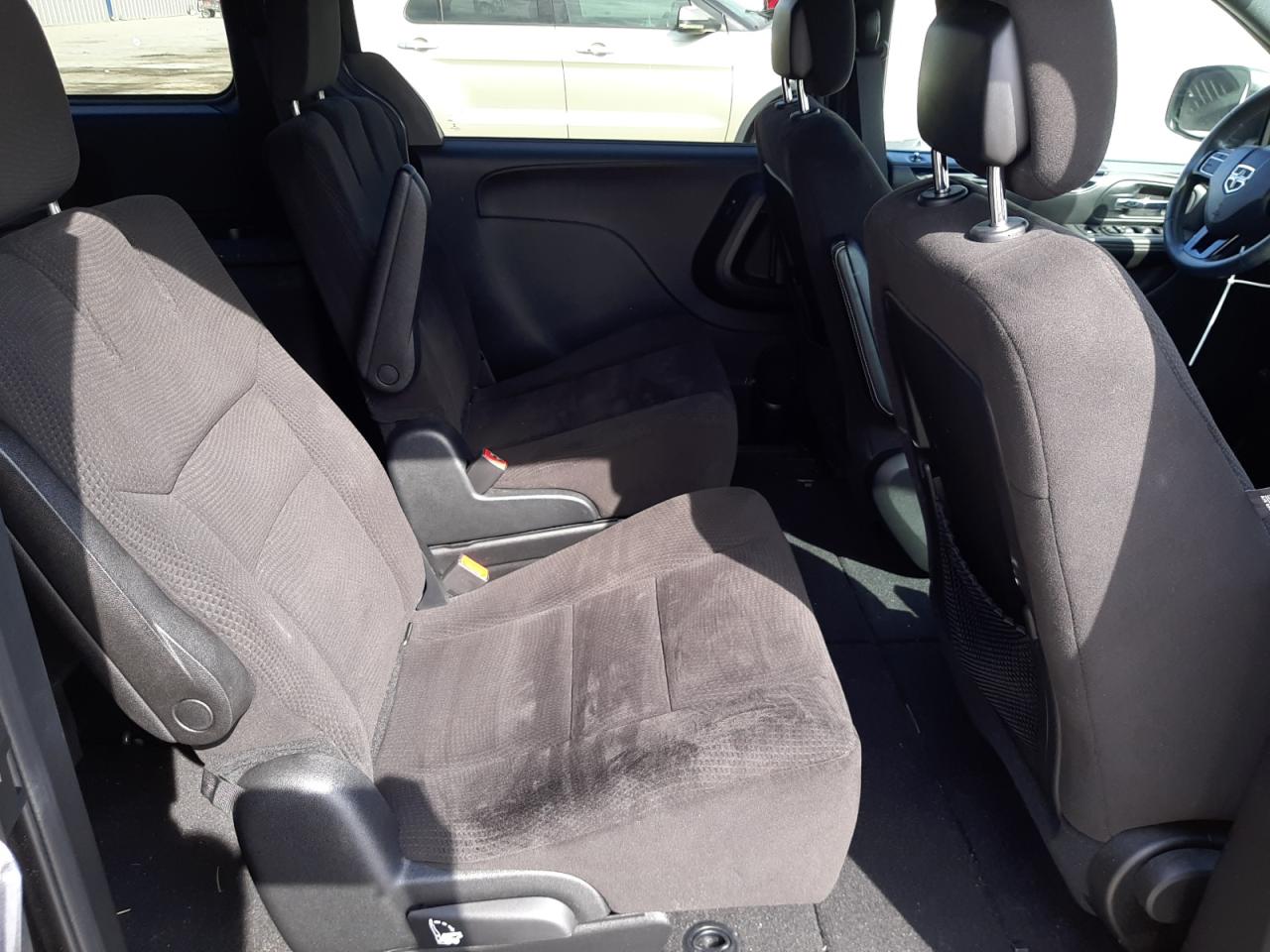 Photo 6 from auction – 2014 DODGE GRAND CARA with VIN 2C4RDGBG9ER306142