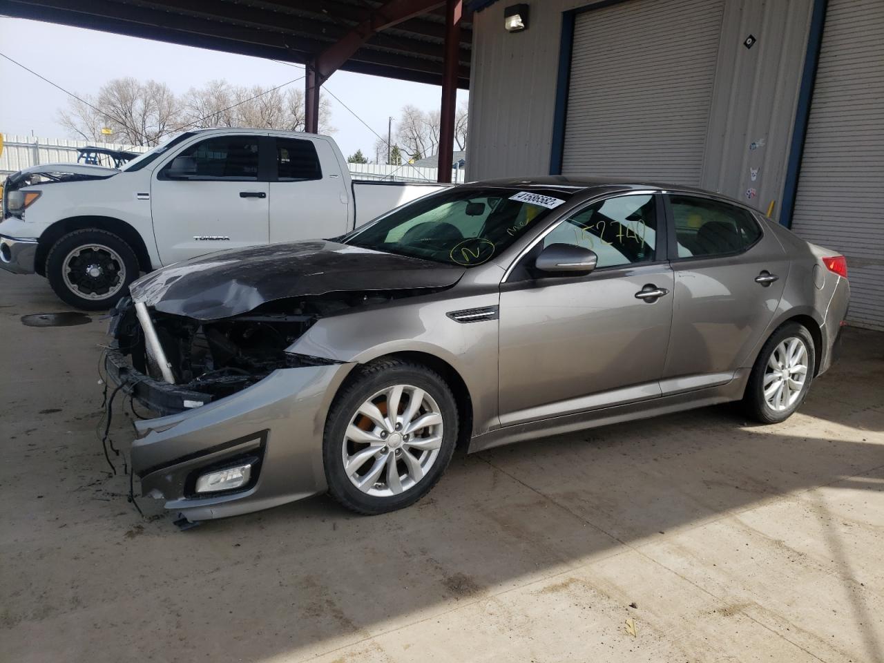 Photo 2 from auction – 2015 KIA OPTIMA LX with VIN 5XXGM4A76FG475004