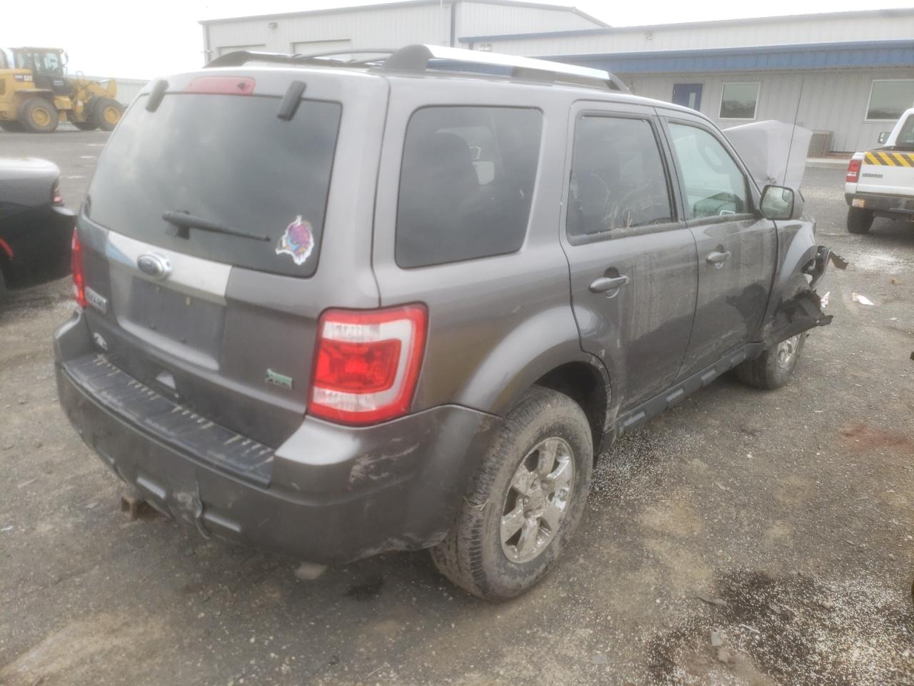 Photo 4 from auction – 2010 FORD ESCAPE LIM with VIN 1FMCU9EG1AKC60307