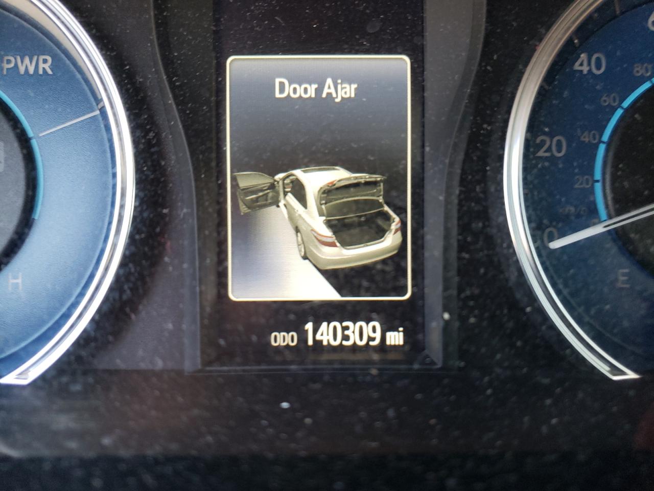 Photo 8 from auction – 2015 TOYOTA CAMRY HYBR with VIN 4T1BD1FK7FU145481