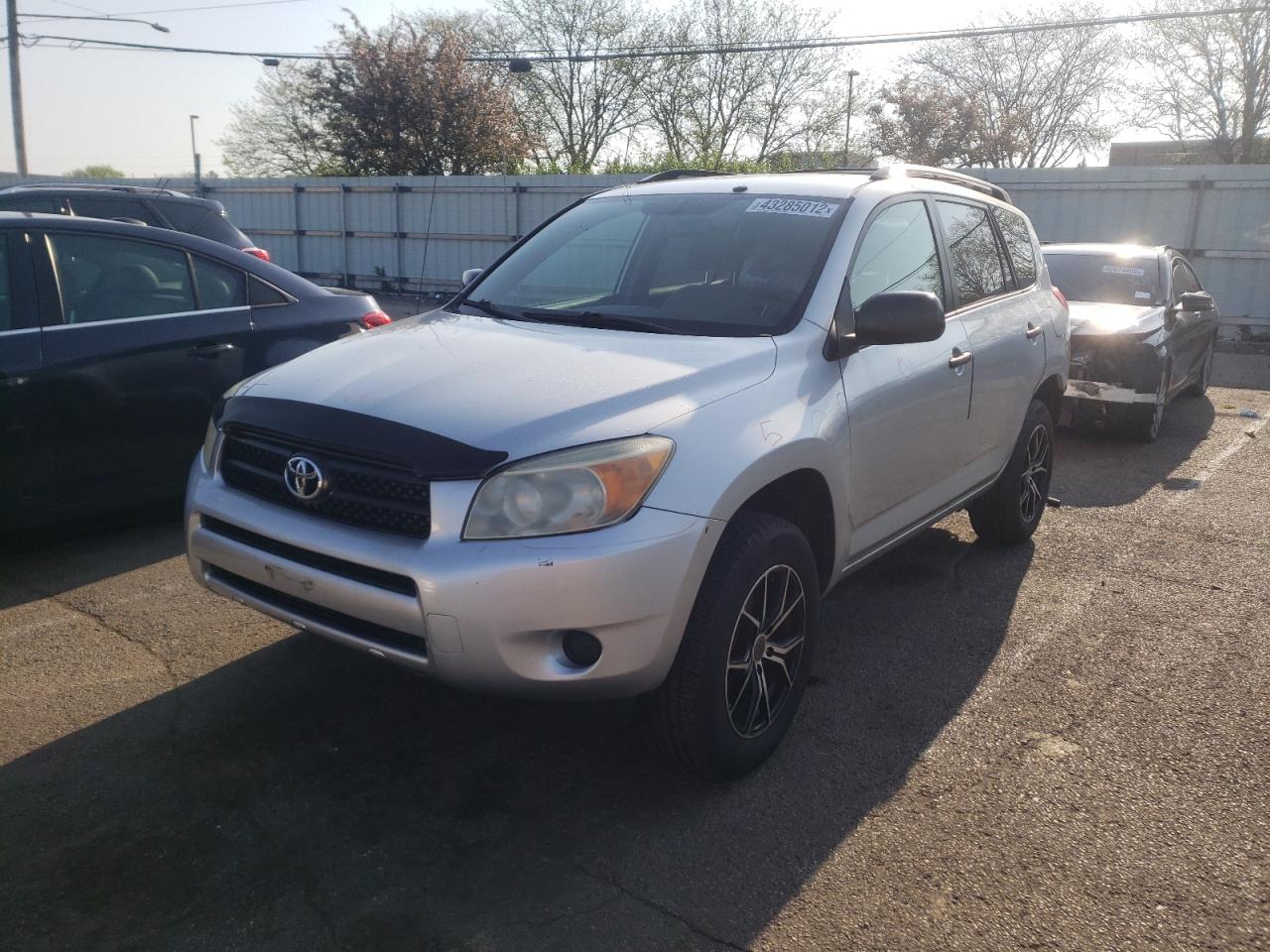 Photo 2 from auction – 2007 TOYOTA RAV4 with VIN JTMBD33V975082135