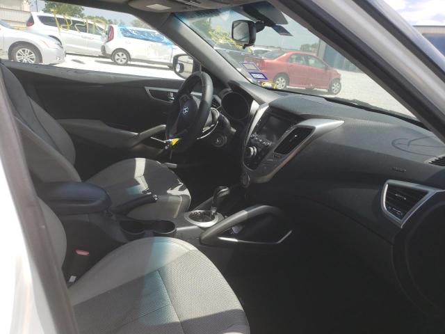 Photo 5 from auction – 2013 HYUNDAI VELOSTER with VIN KMHTC6AD1DU139783