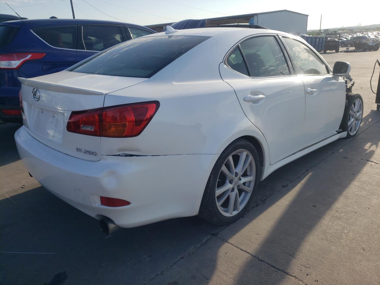 Photo 4 from auction – 2007 LEXUS IS 250 with VIN JTHBK262972036032