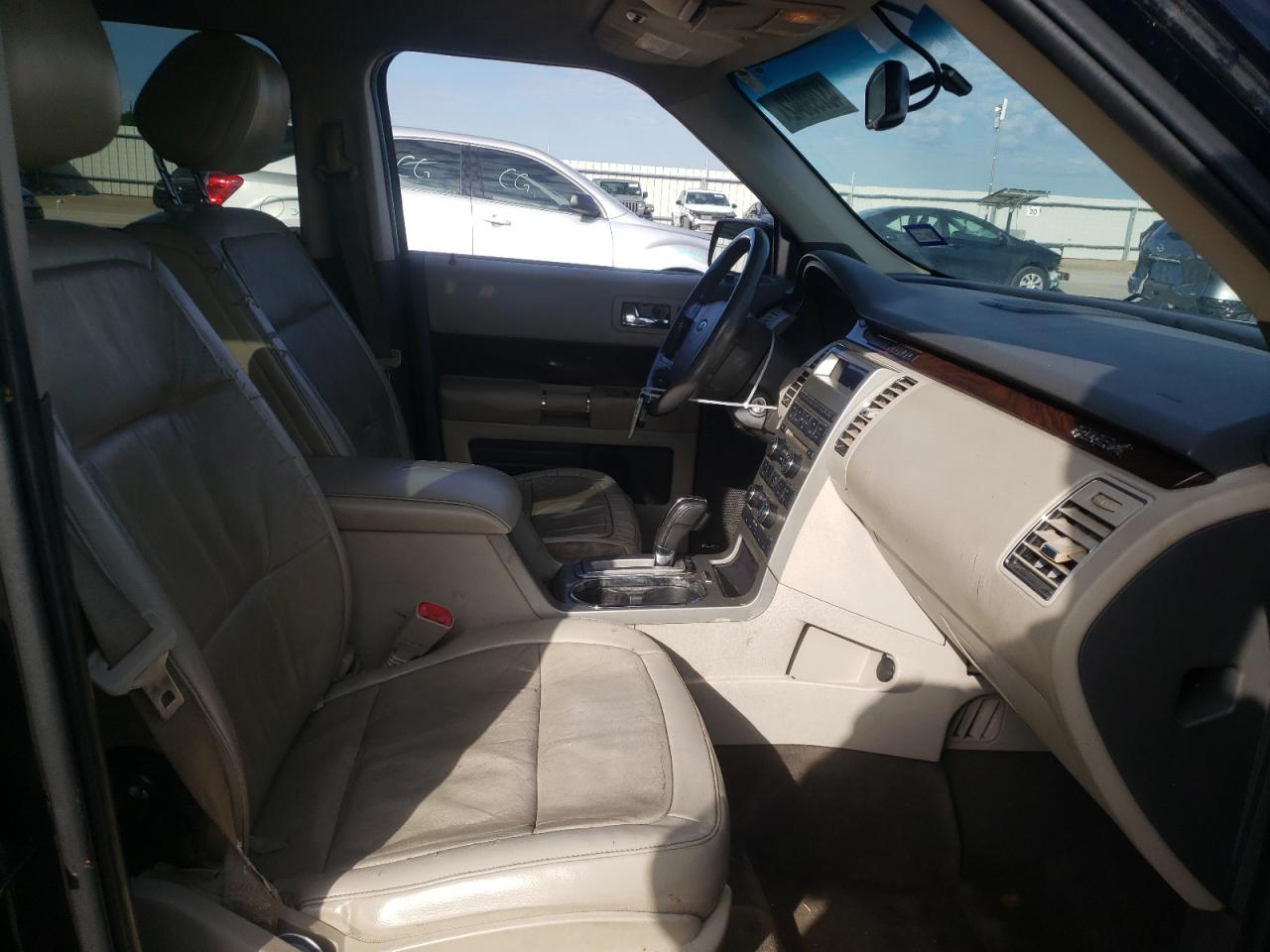 Photo 5 from auction – 2011 FORD FLEX SEL with VIN 2FMGK5CC4BBD27154