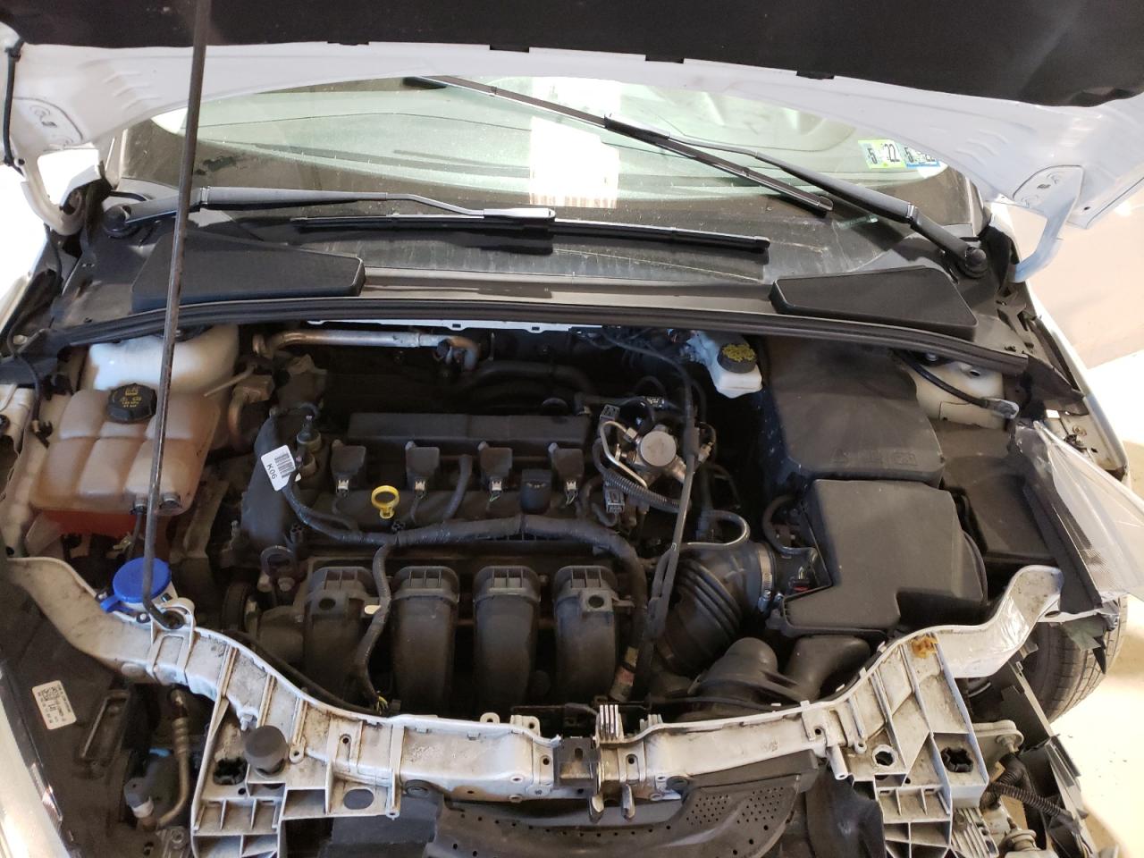 Zdjęcie 7 z aukcji – 2018 FORD FOCUS SE z VIN 1FADP3F23JL320524