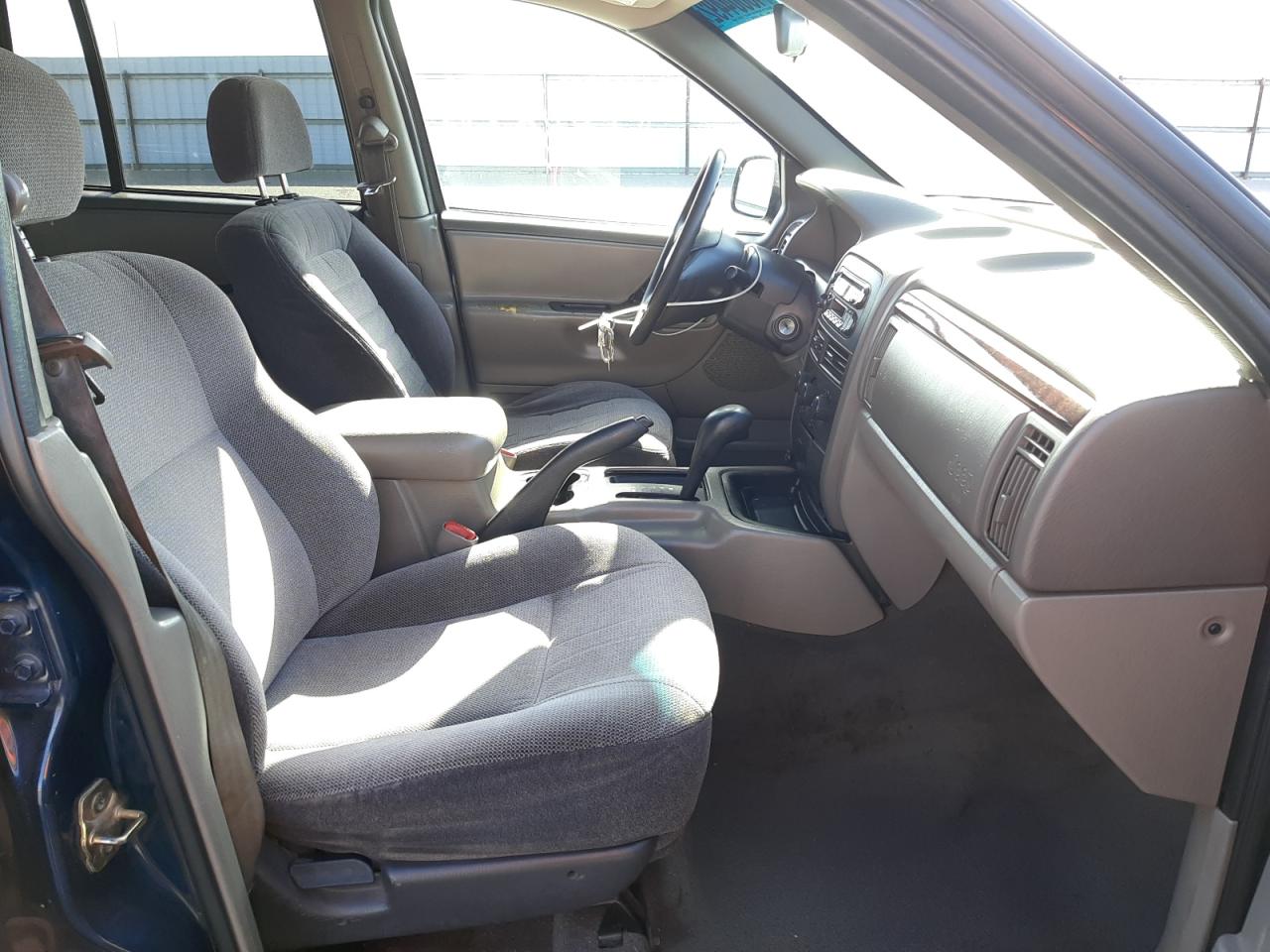 Photo 5 from auction – 2000 JEEP GRAND CHER with VIN 1J4G248S0YC285826