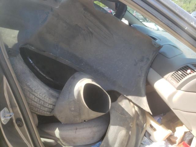 Photo 5 from auction – 2003 TOYOTA CAMRY LE with VIN 4T1BE32KX3U702796