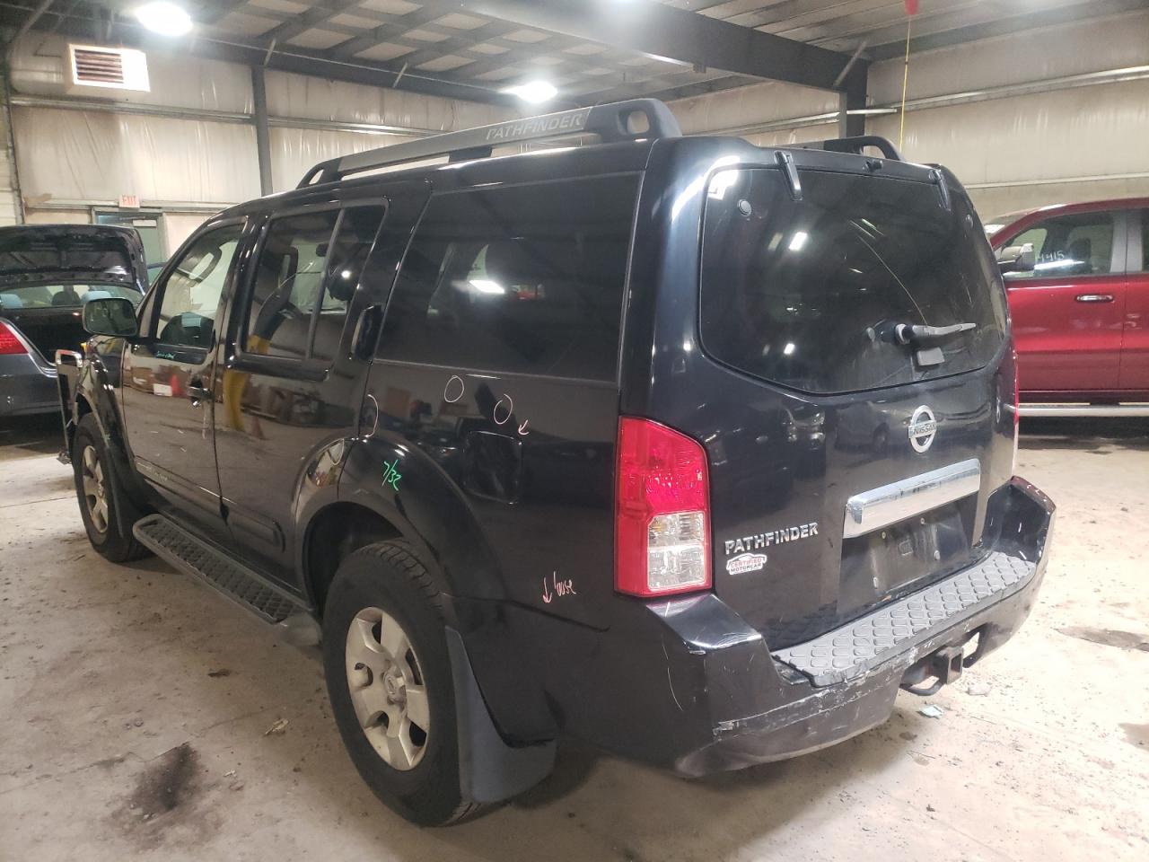 Photo 3 from auction – 2005 NISSAN PATHFINDER with VIN 5N1AR18W15C775496