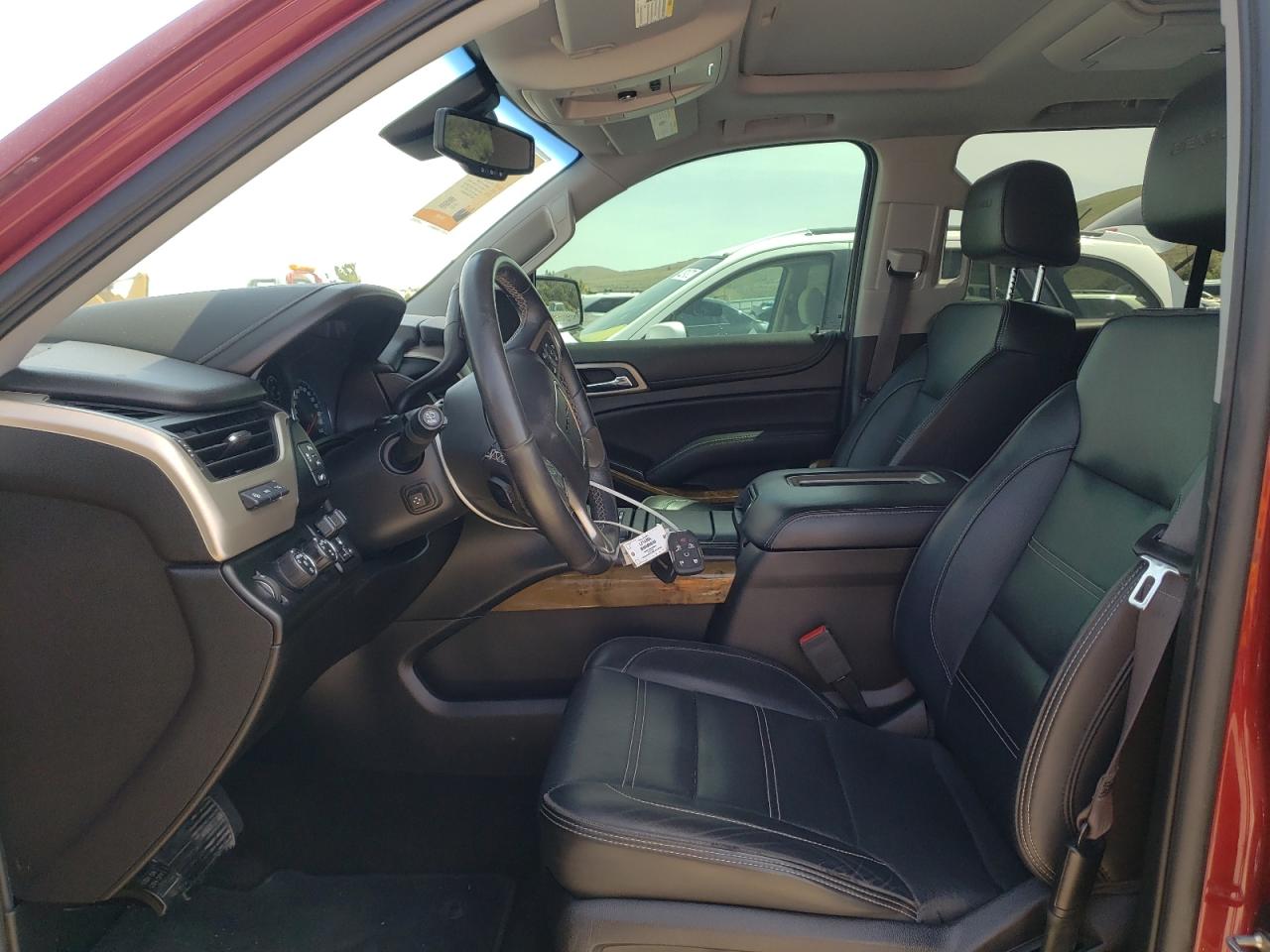 Photo 5 from auction – 2017 GMC YUKON DENA with VIN 1GKS2CKJ0HR204867