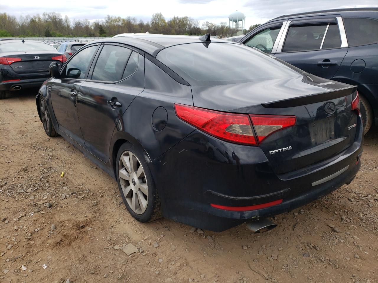Photo 3 from auction – 2012 KIA OPTIMA SX with VIN 5XXGR4A66CG001591
