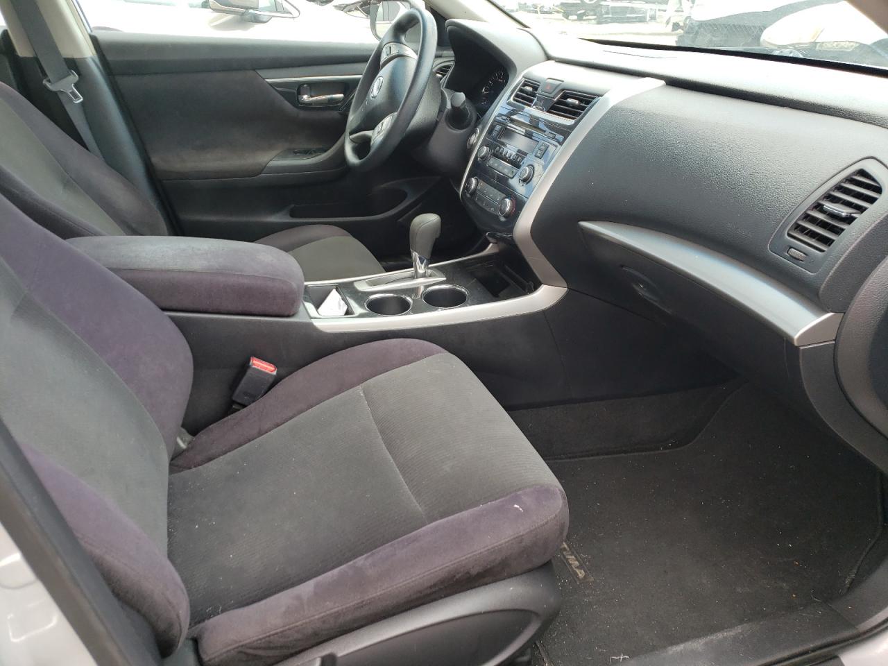 Photo 5 from auction – 2013 NISSAN ALTIMA 2.5 with VIN 1N4AL3AP0DC247781