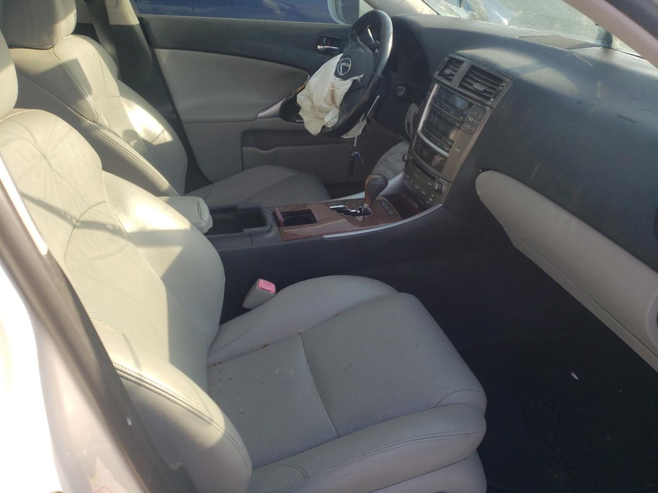 Photo 5 from auction – 2007 LEXUS IS 250 with VIN JTHBK262972036032