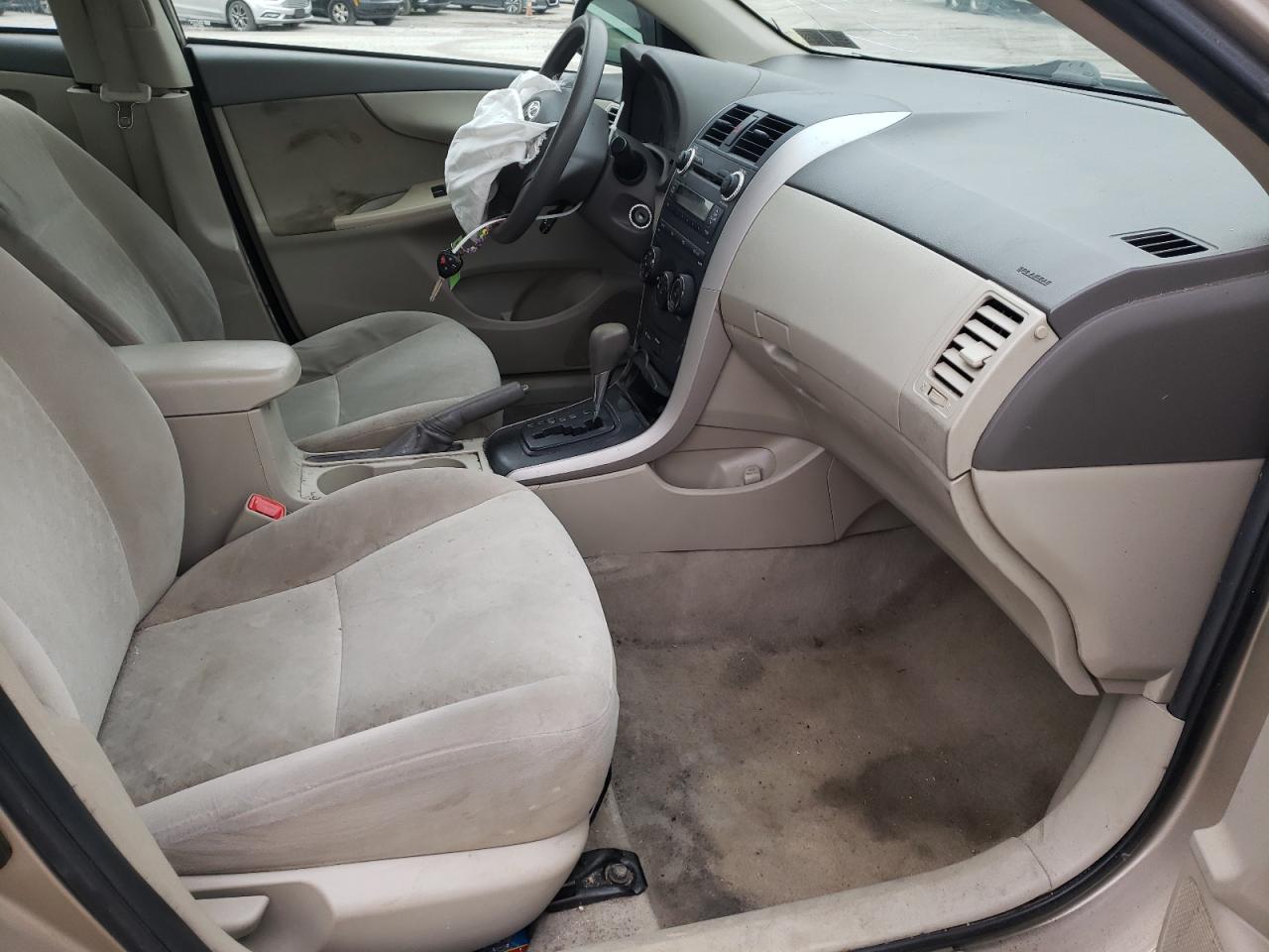 Photo 5 from auction – 2009 TOYOTA COROLLA BA with VIN 2T1BU40EX9C118169