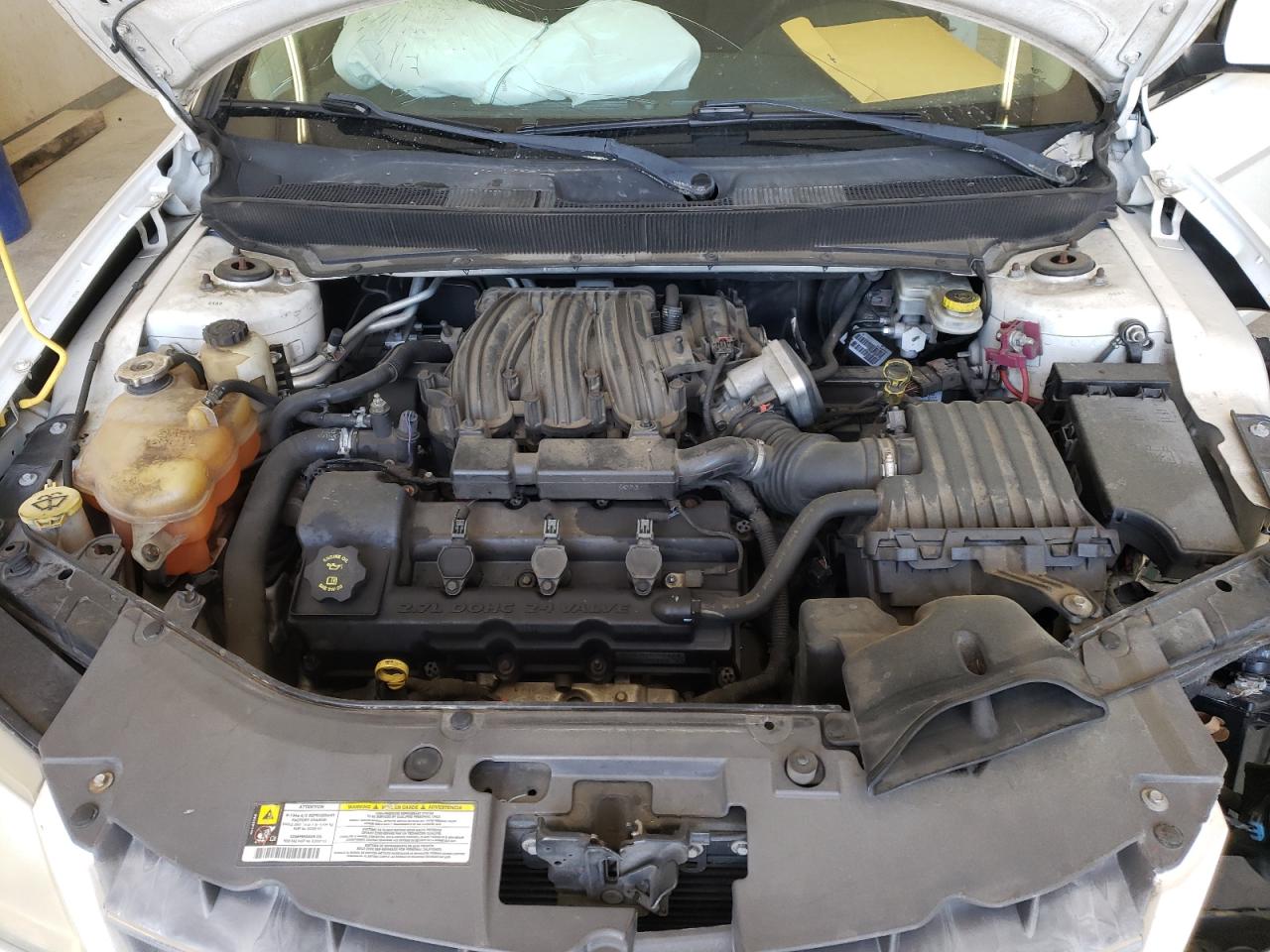Photo 7 from auction – 2010 CHRYSLER SEBRING TO with VIN 1C3BC5EDXAN148187