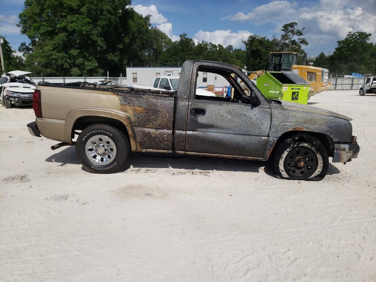 Photo 9 from auction – 2005 CHEVROLET SILVERADO with VIN 1GCEC14X05Z234586
