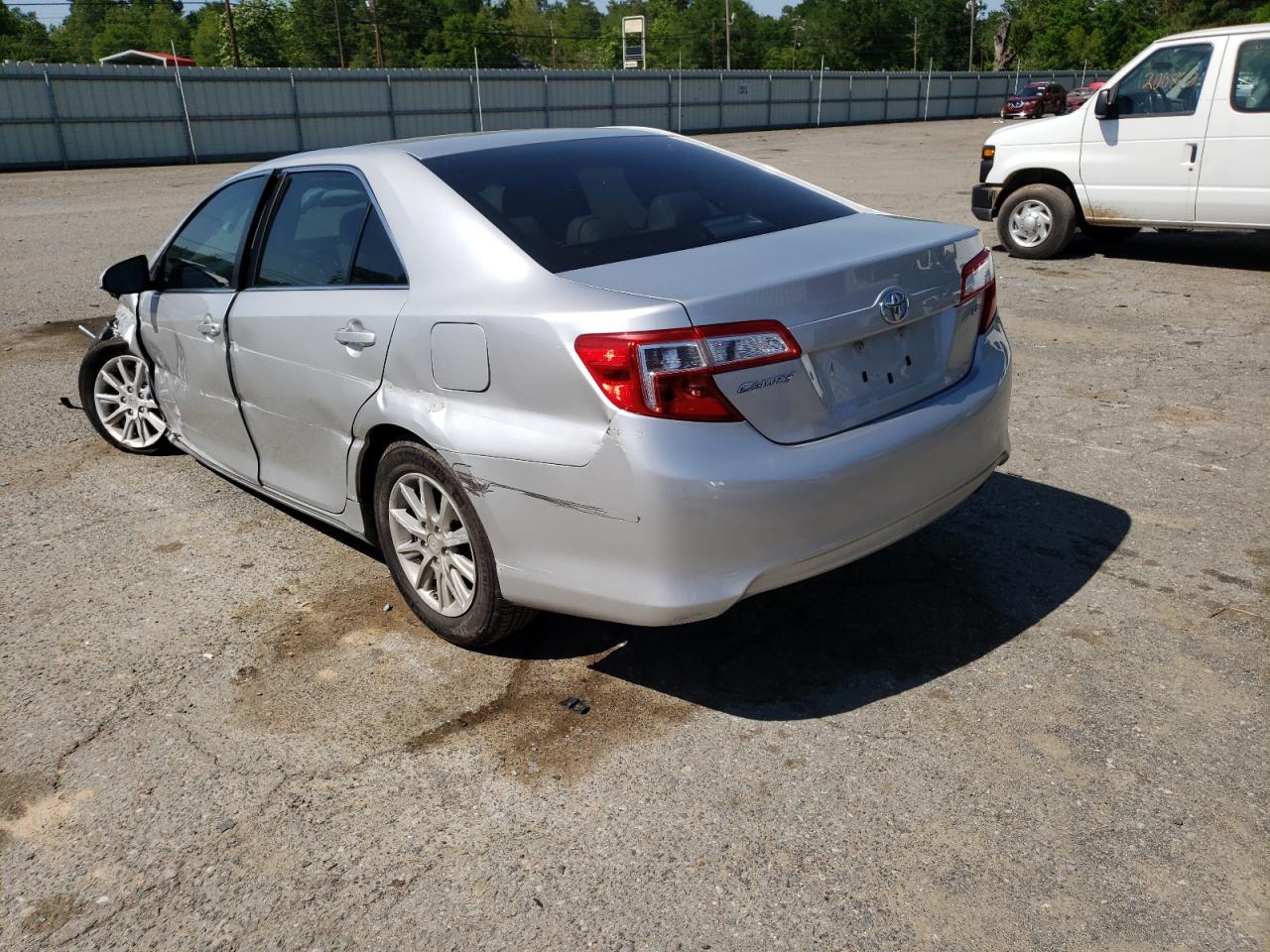 Foto 3 de la subasta – 2012 TOYOTA CAMRY BASE con VIN 4T4BF1FK2CR157310