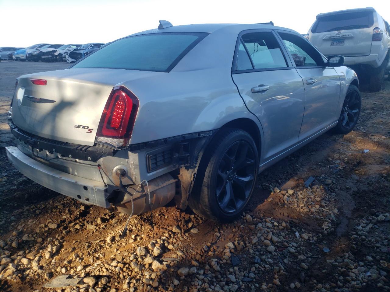 Photo 4 from auction – 2021 CHRYSLER 300 S with VIN 2C3CCABG8MH549990
