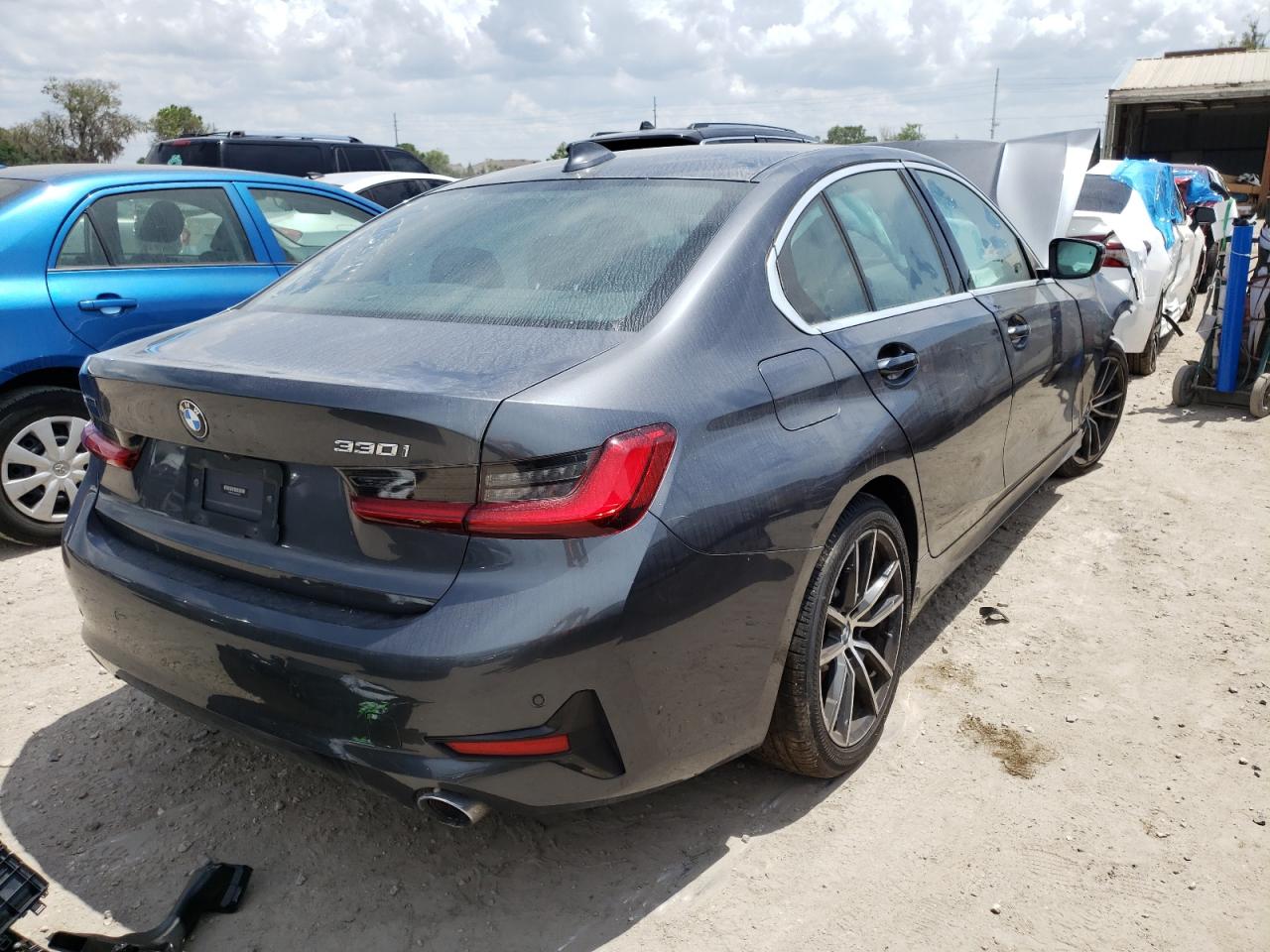 Photo 4 from auction – 2020 BMW 330XI with VIN 3MW5R7J03L8B03665