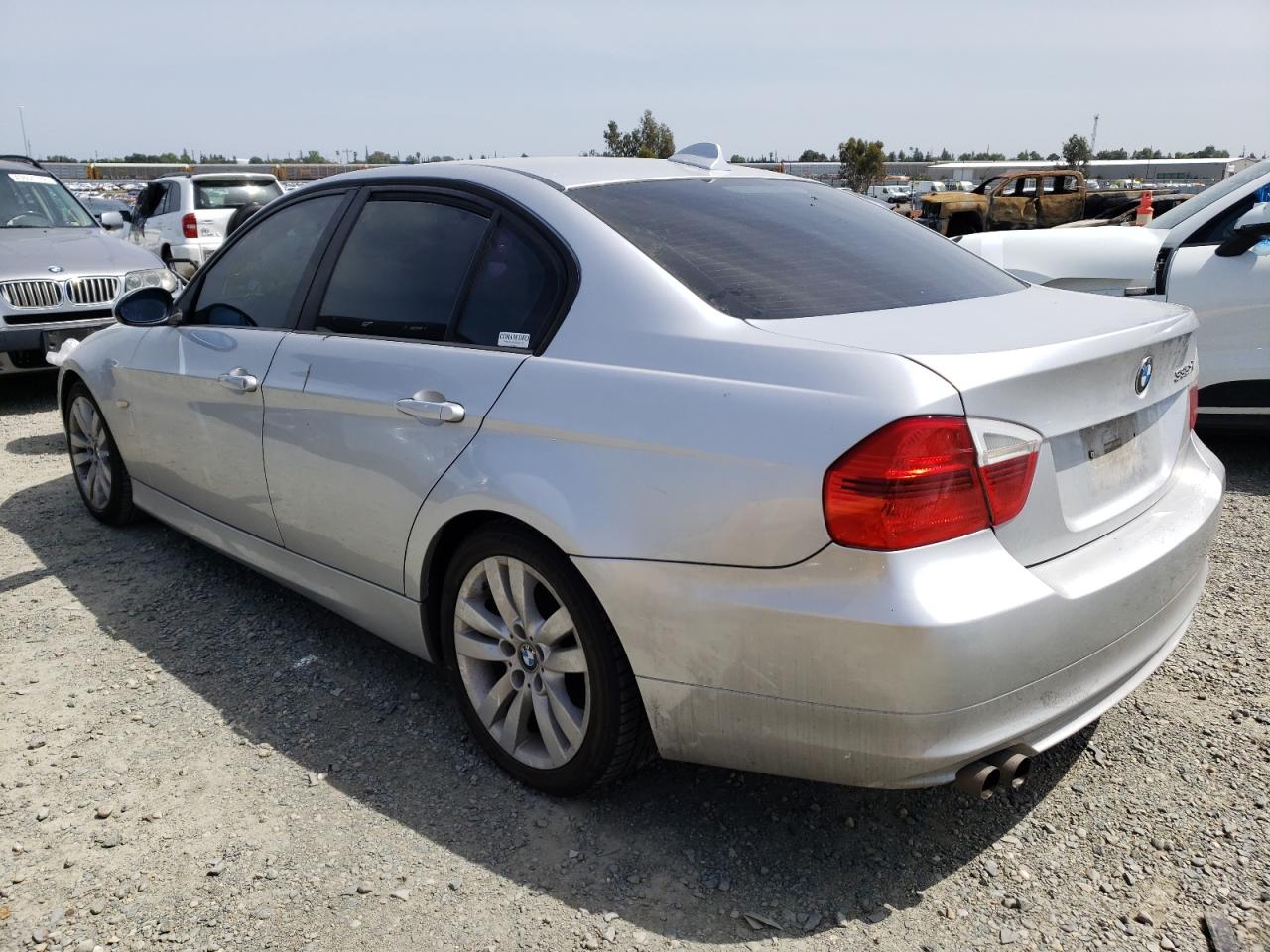Photo 3 from auction – 2007 BMW 328 I with VIN WBAVA33537KX75433