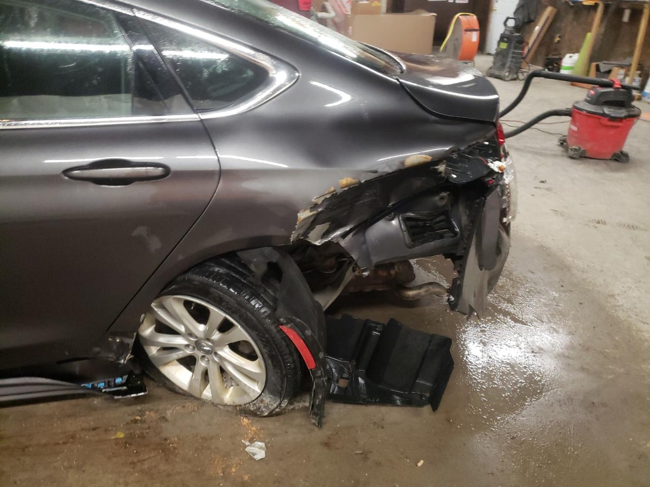 Photo 9 from auction – 2015 CHRYSLER 200 LIMITE with VIN 1C3CCCAB6FN539230