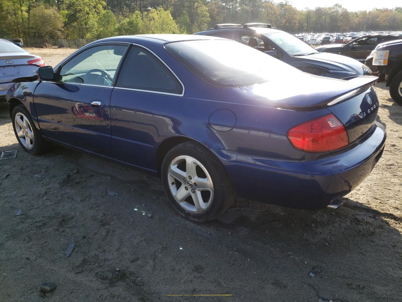 Photo 13 from auction – 2001 ACURA 3.2CL with VIN 19UYA42661A037978